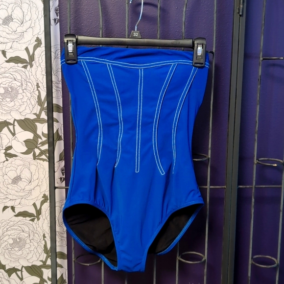 GOTTEX Corset Style Swimsuit - Picture 2 of 5